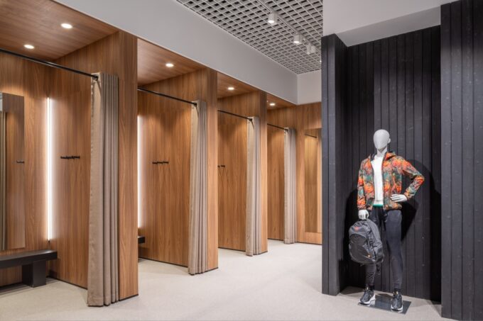 Verkohltes Holz sicher schützen: Beschichtungen und Pflege