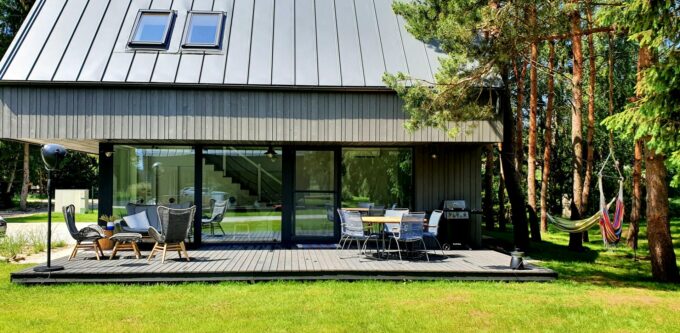 What Is the Best Wood for Outdoor Decks?