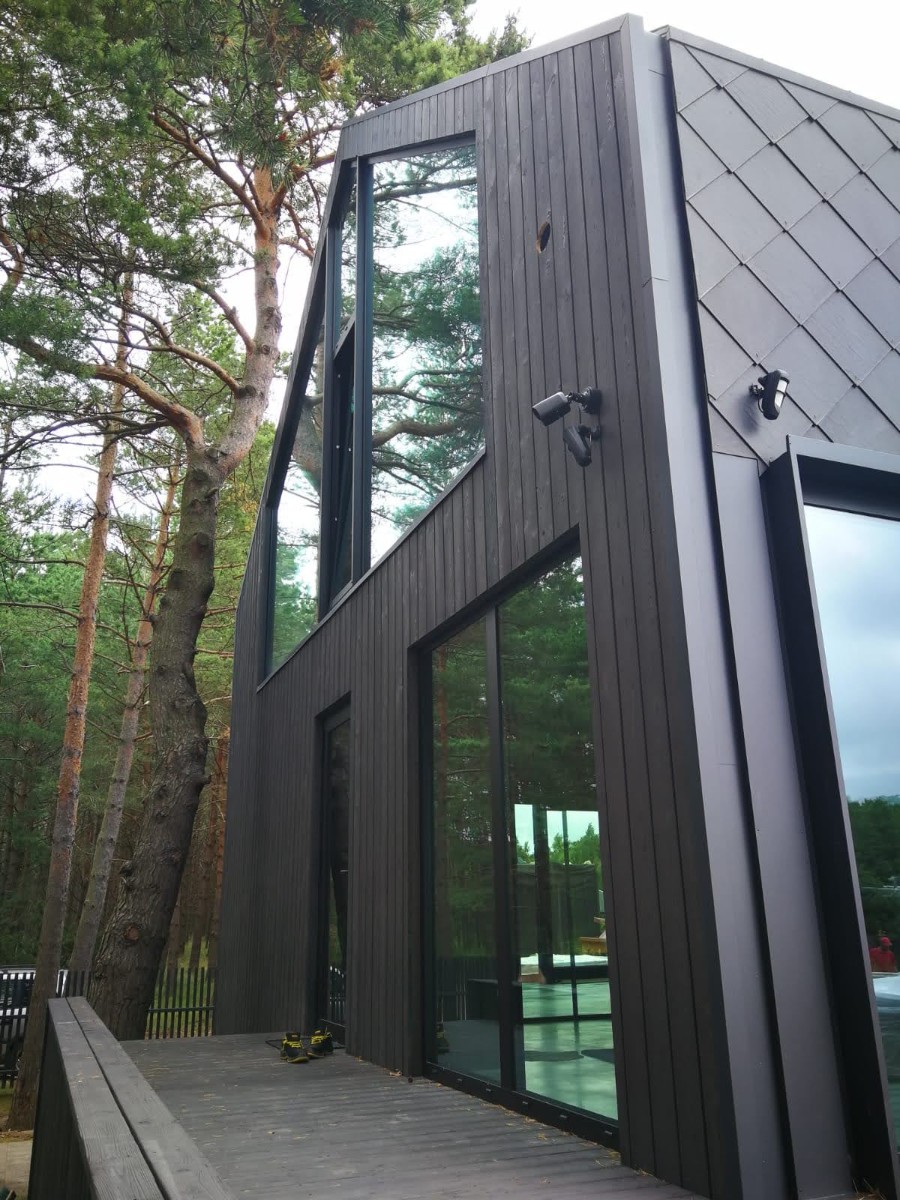 House wood siding pros and cons