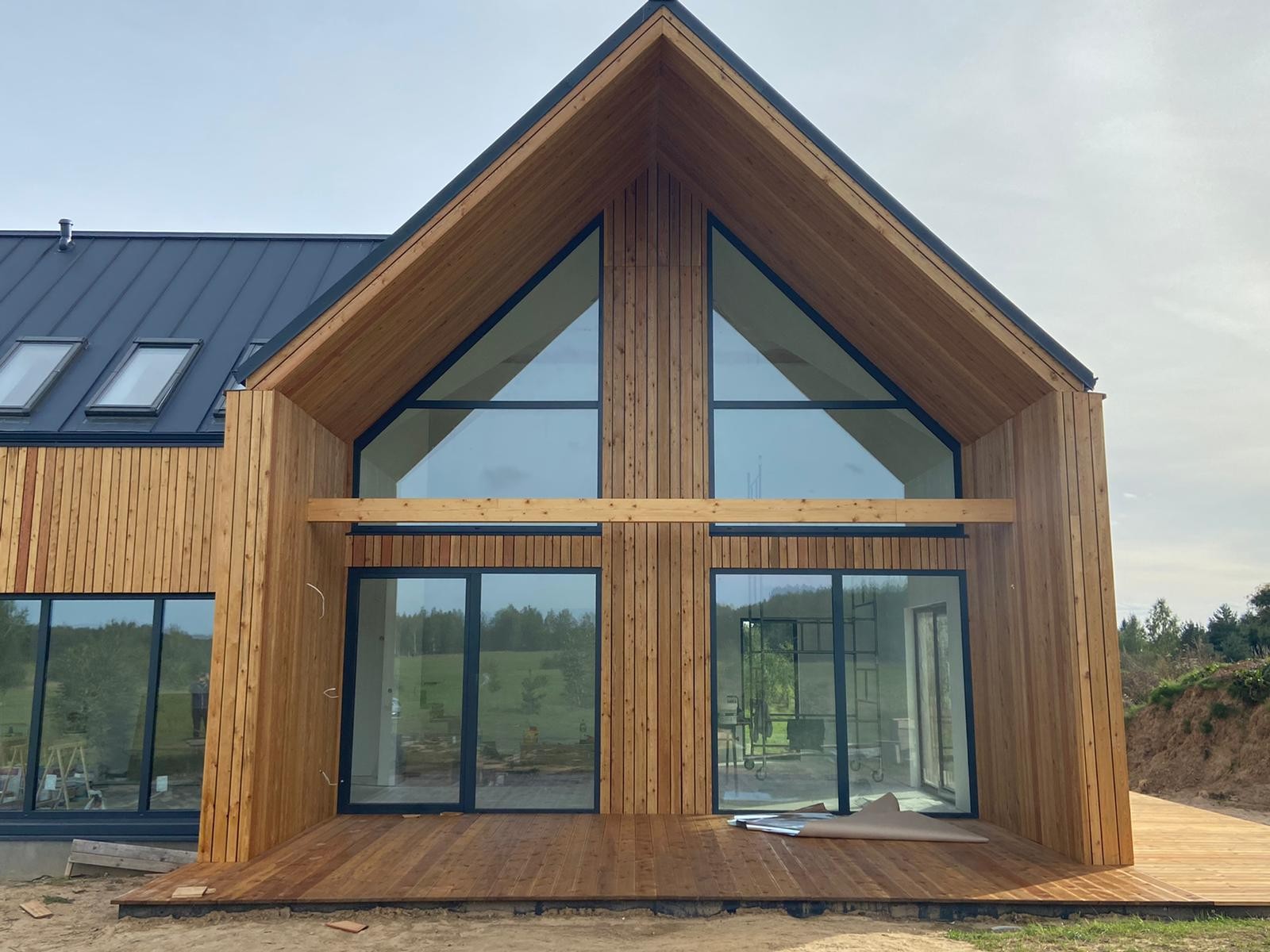 Wood siding advantages and disadvantages